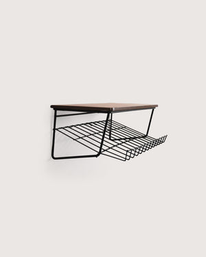 Comodino sospeso svedese in teak e metallo anni '50