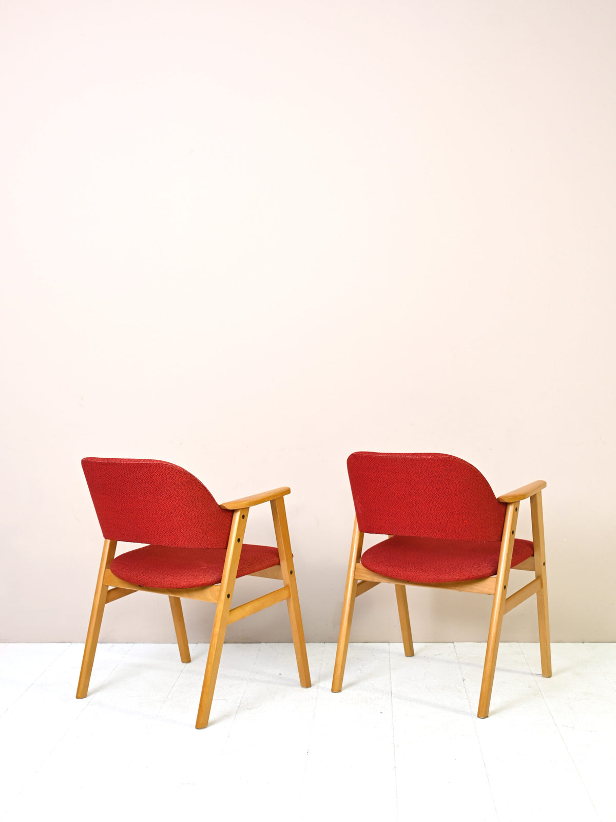 Coppia di poltroncine vintage nordiche 15