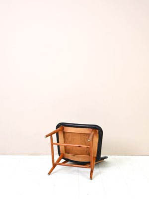 Sedia vintage scandinava in similpelle nera 3