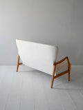 Divano scandinavo vintage con tessuto bouclé 5