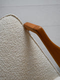 Divano scandinavo vintage con tessuto bouclé 6