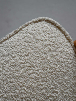 Divano scandinavo vintage con tessuto bouclé 7