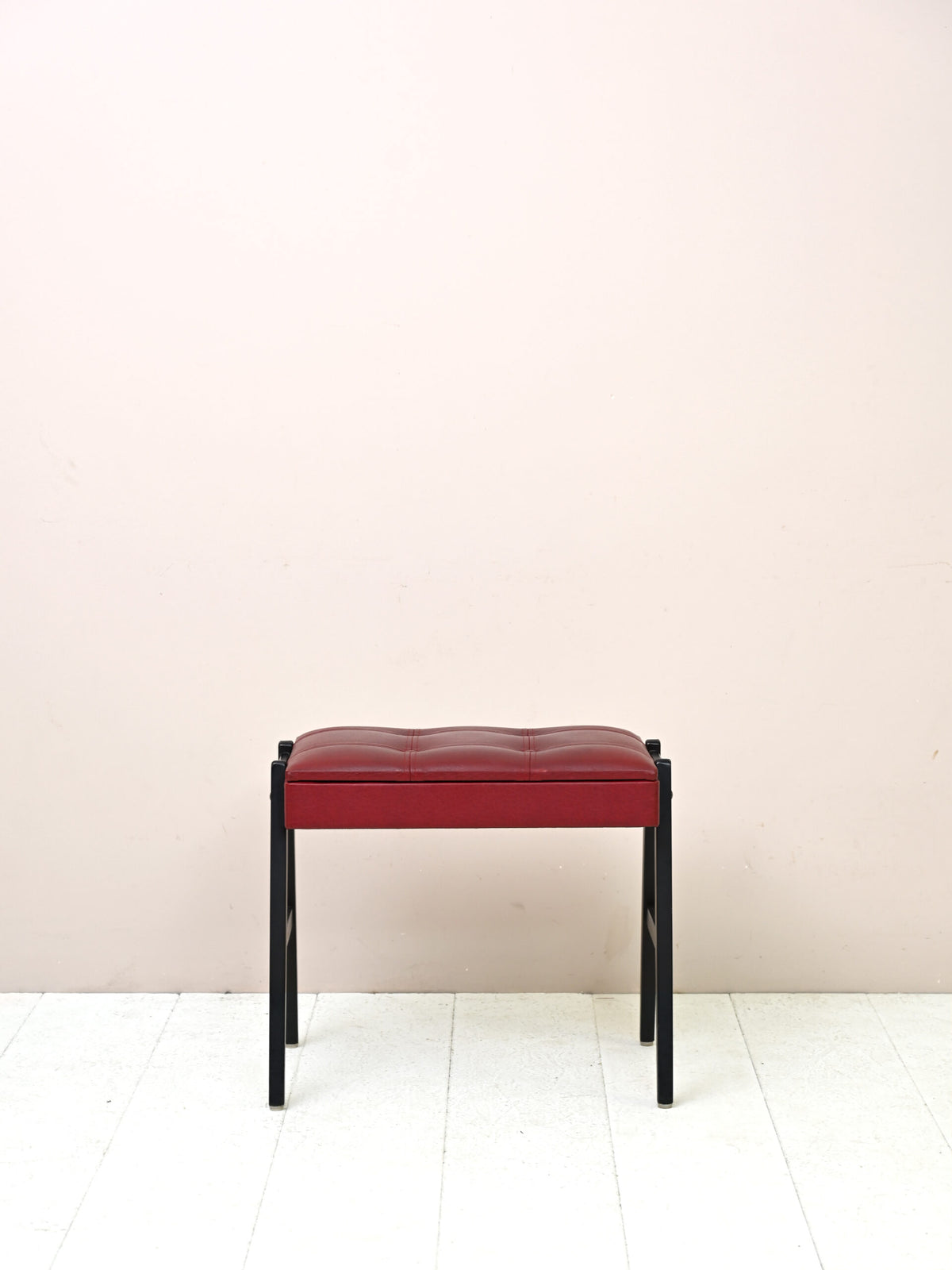 Pouf con contenitore vintage 1