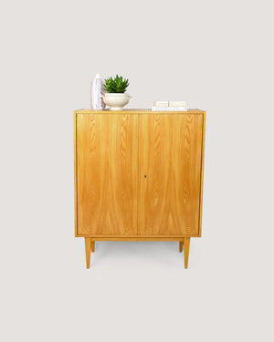 Mobile credenza vintage con doppia anta