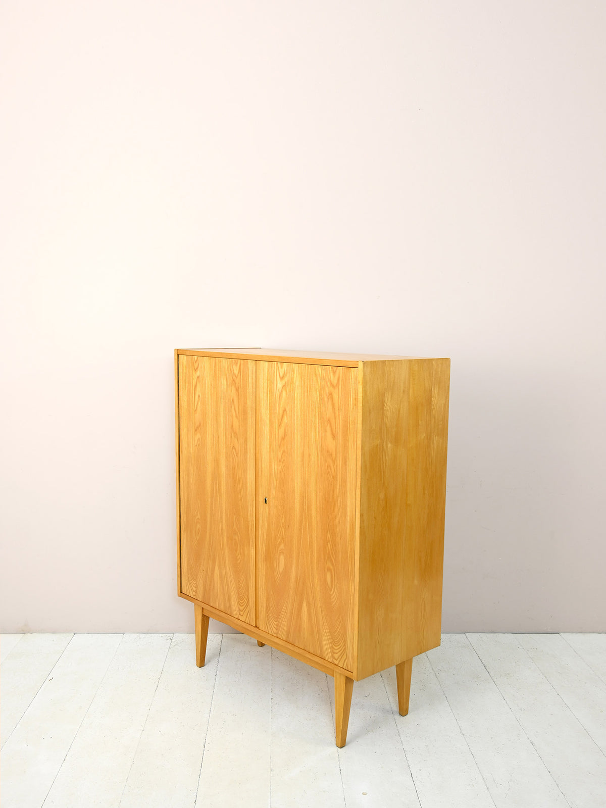 Mobile credenza vintage con doppia anta 3
