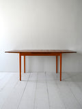 Tavolo scandinavo anni 50 in teak e rovere 1