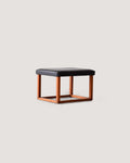 Sgabello scandinavo in teak anni '60 – Seduta in ecopelle