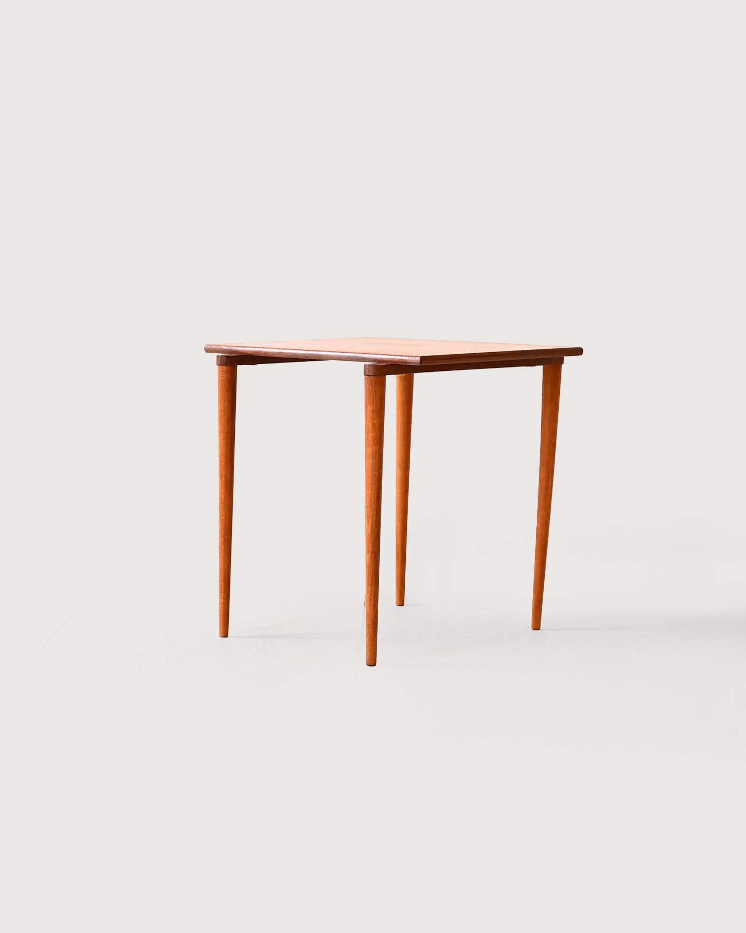 Tavolino danese in teak