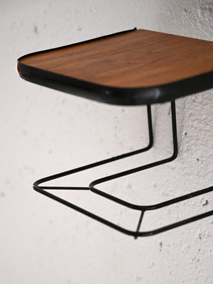 Comodino sospeso in teak e metallo 4