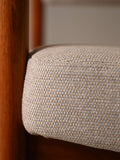 Poltrona imbottita con struttura in teak 8