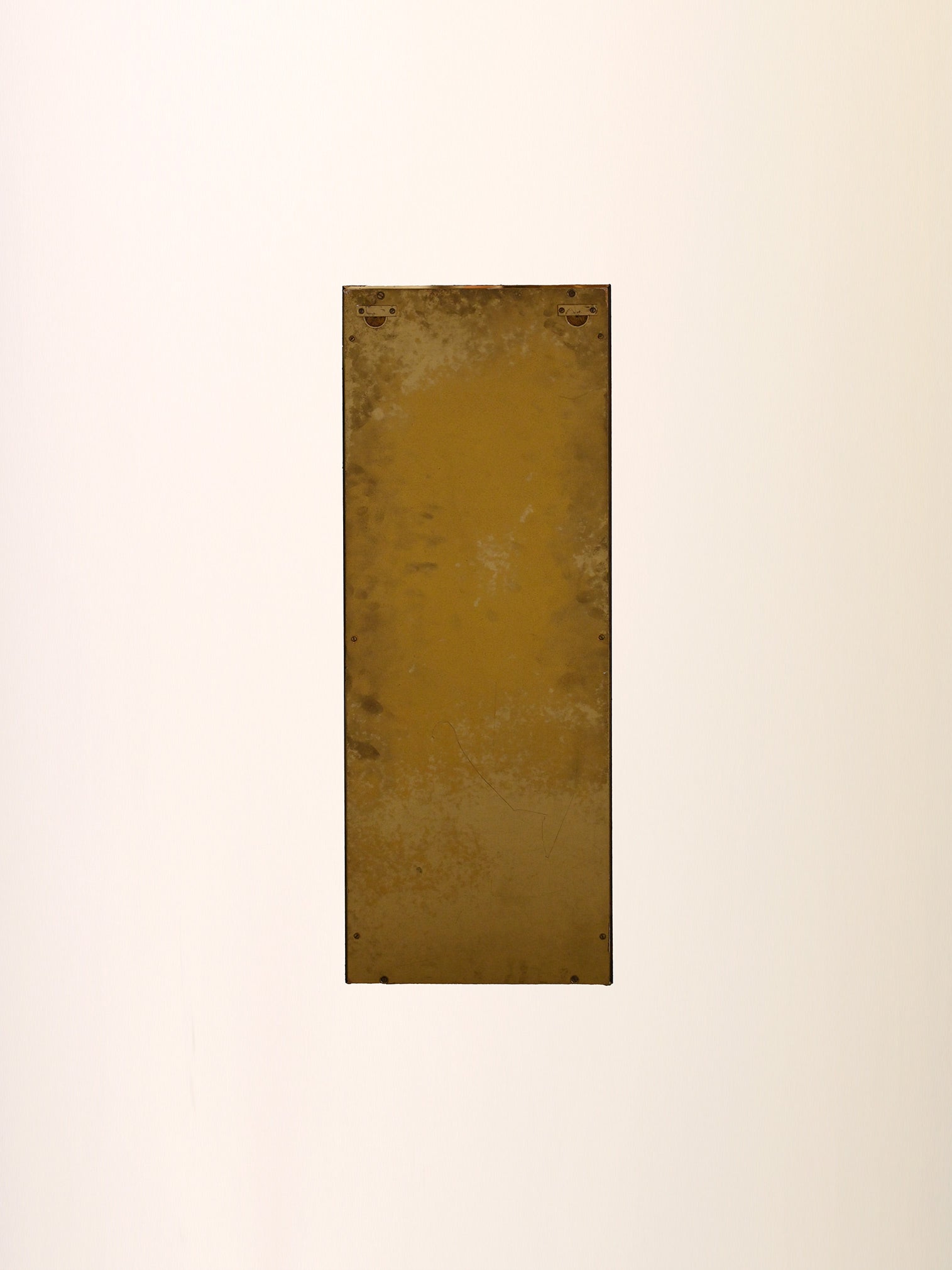 Specchio vintage rettangolare con cornice in metallo dorato e nero 8