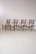 Set di 4 sedie scandinave in legno 1