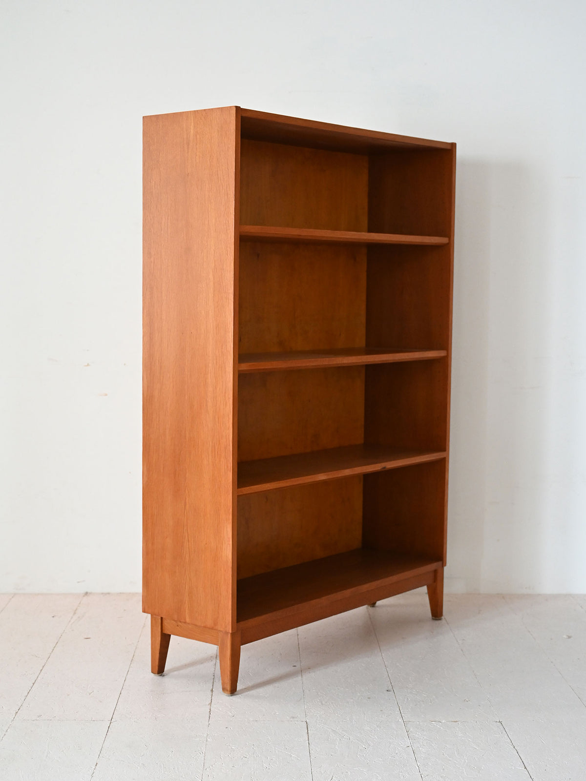 Libreria scandinava vintage in rovere 2