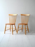 Coppia di sedie scandinave vintage modello Pinstolar 1