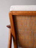 Poltrona svedese in teak di Folke Ohlsson per DUX 3