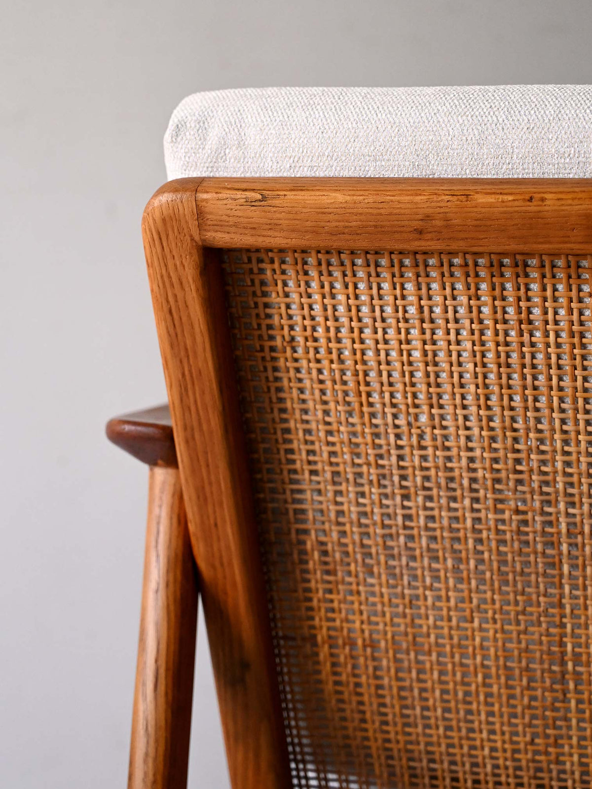 Poltrona svedese in teak di Folke Ohlsson per DUX 3