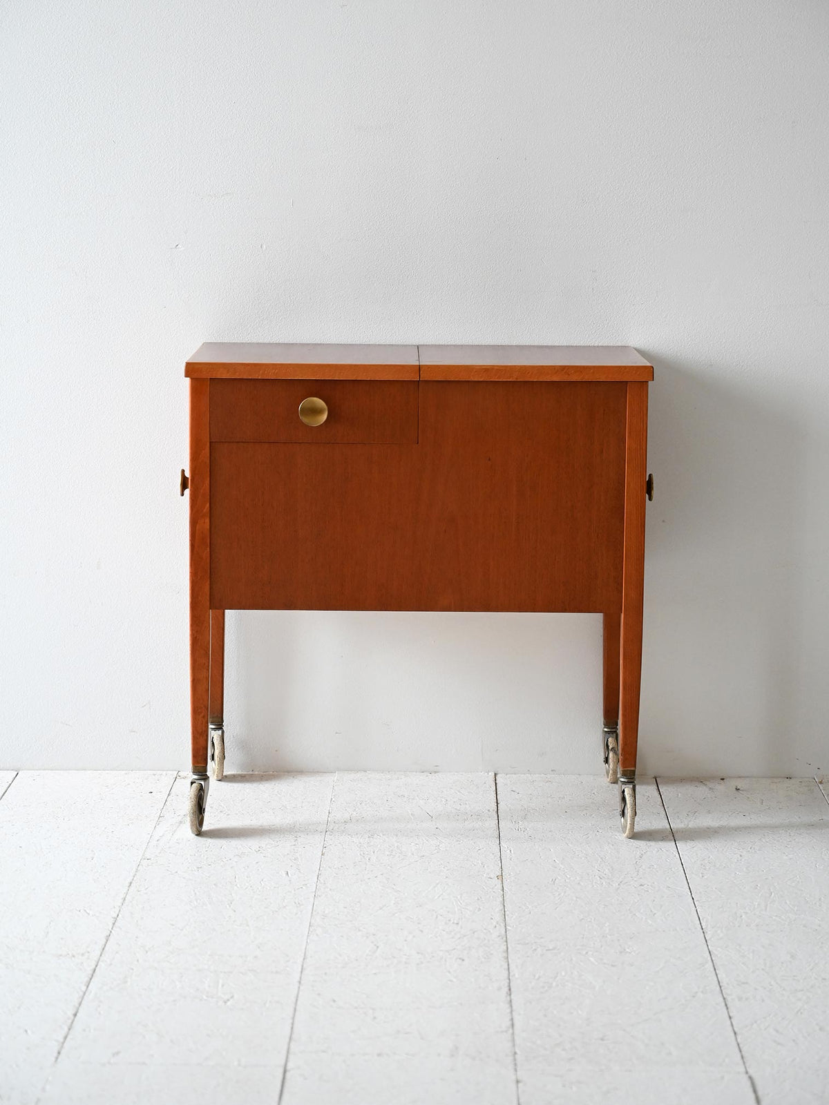 Carrello contenitore vintage scandinavo in mogano 1