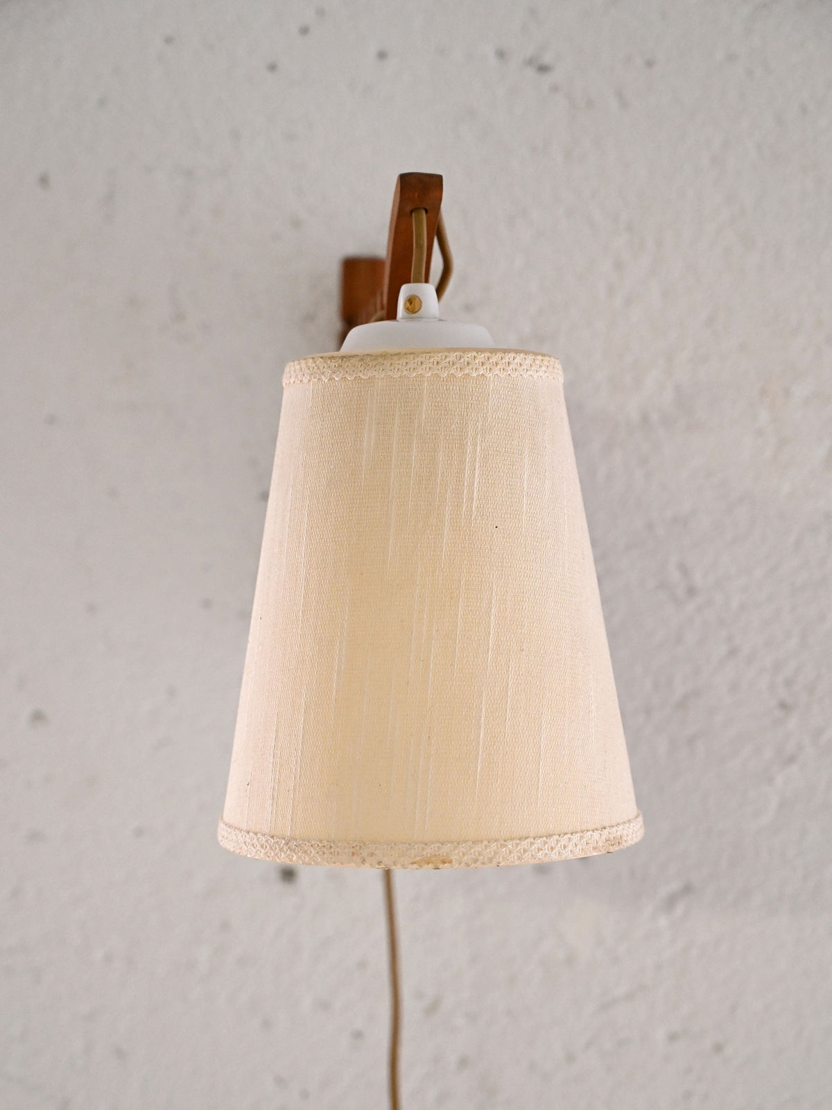 Lampada vintage con braccio