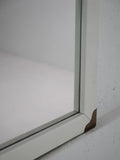 Specchio Scandinavo Vintage Anni '50 Laccato Bianco con Angoli in Ottone 4
