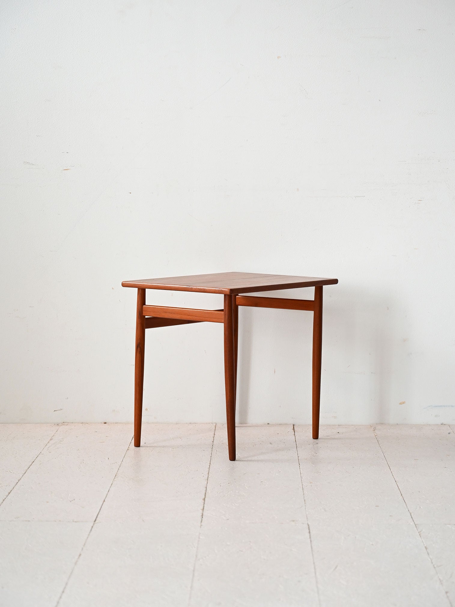 Tavolino vintage scandinavo in teak 2
