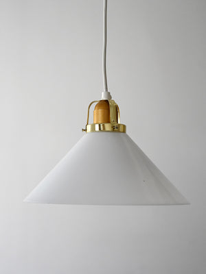 Lampada a sospensione scandinava anni ’50 in vetro e ottone 2