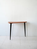 Tavolino scandinavo con gambe nere 3