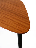 Tavolino scandinavo con gambe nere 7