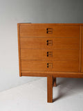 Sideboard scandinavo vintage in rovere con cassetti e ante 6
