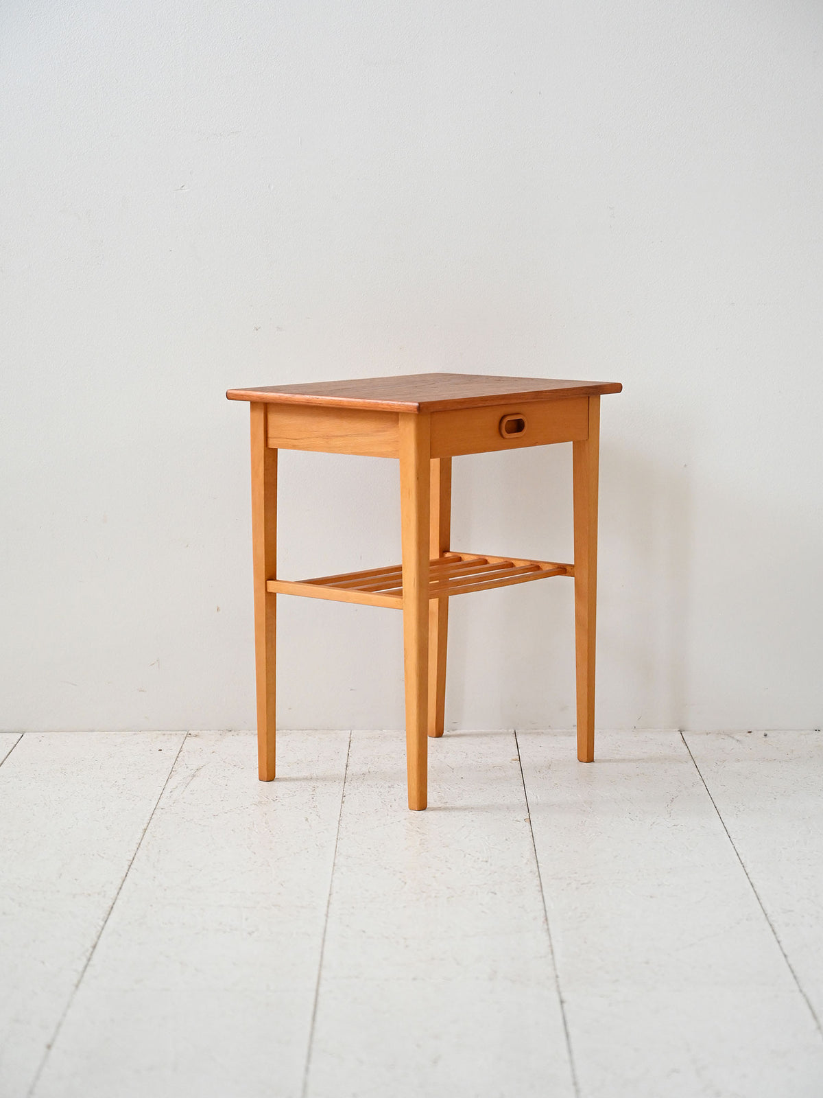 Comodino scandinavo vintage in rovere chiaro 2