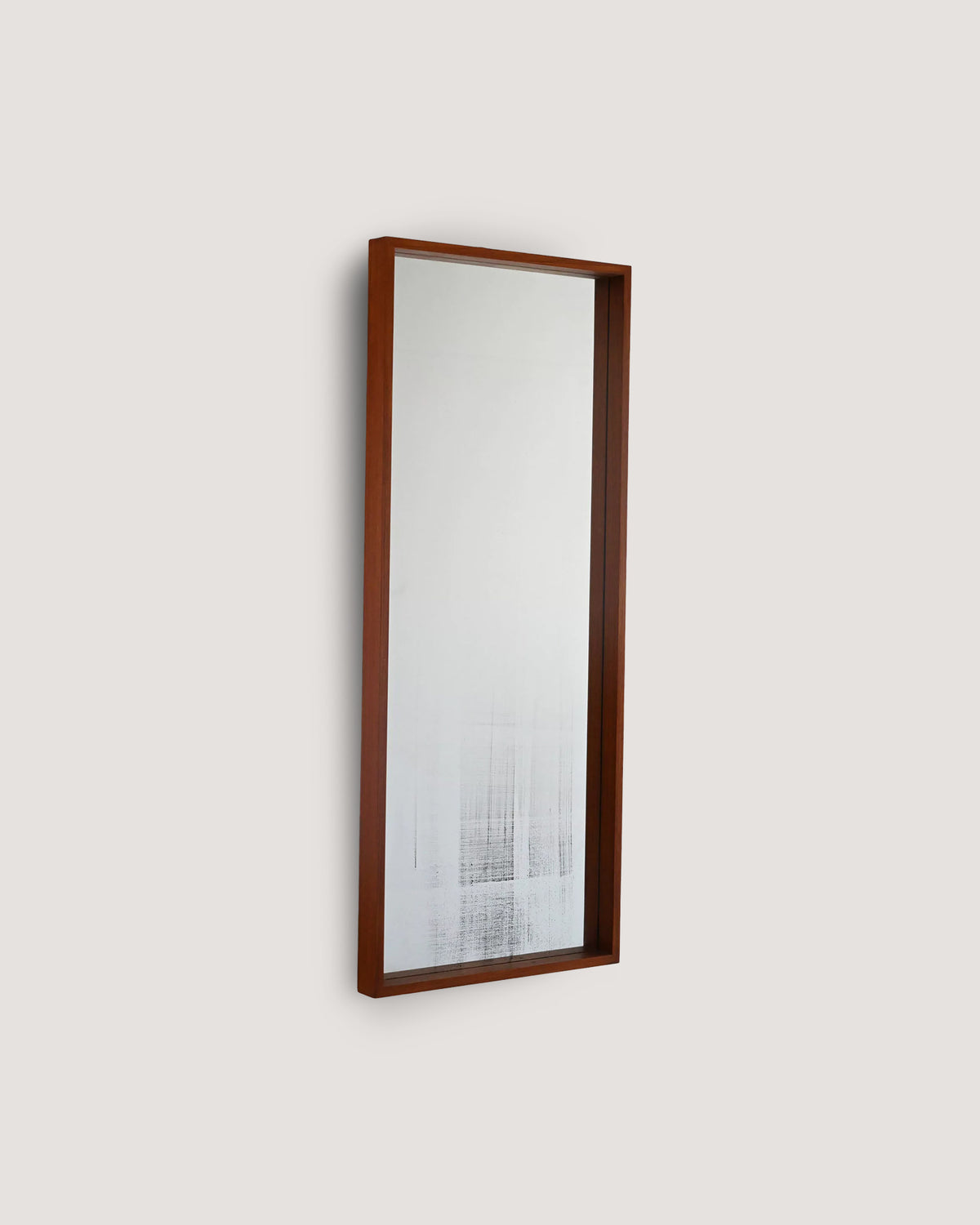 Specchio scandinavo anni ’70 in teak stile minimalista