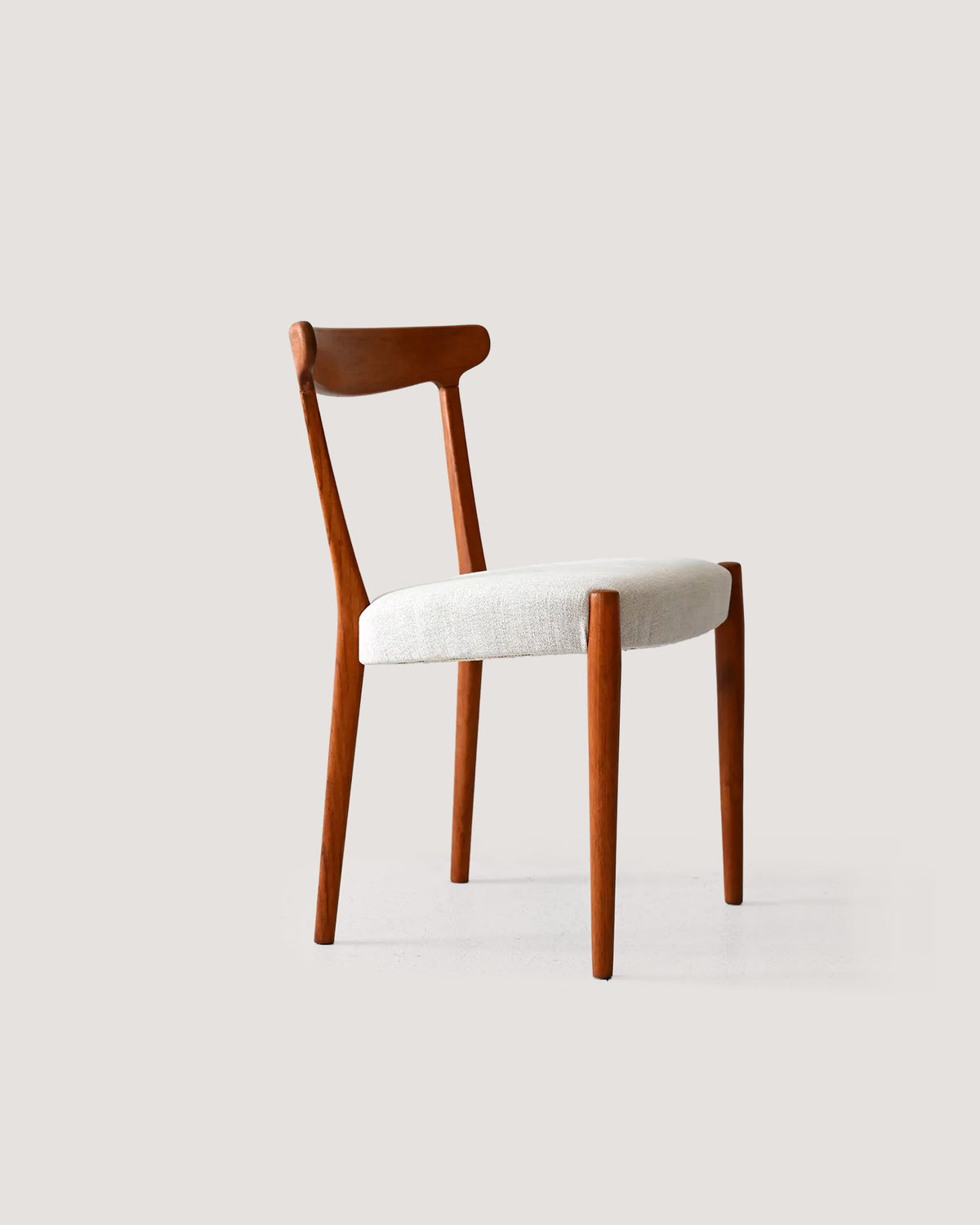 Sedia scandinava vintage anni 60 in teak curvato