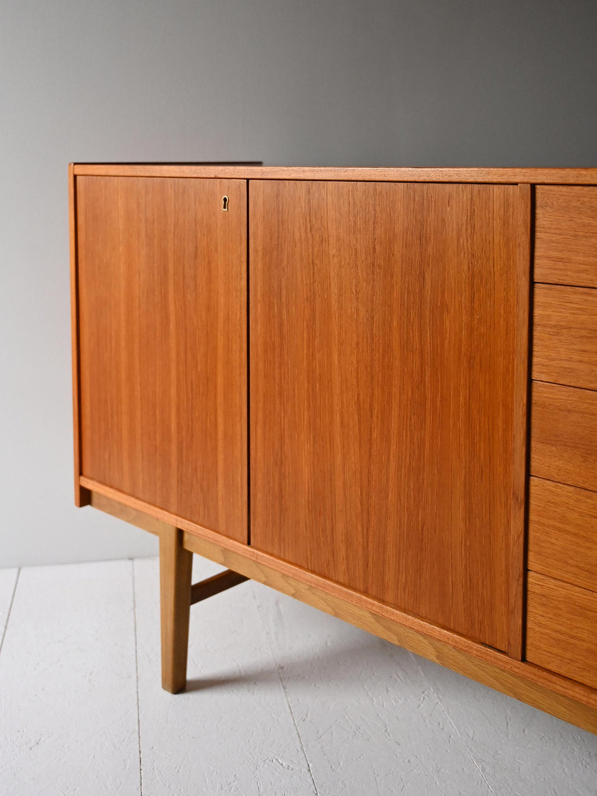 Sideboard scandinavo in teak anni ’60 6