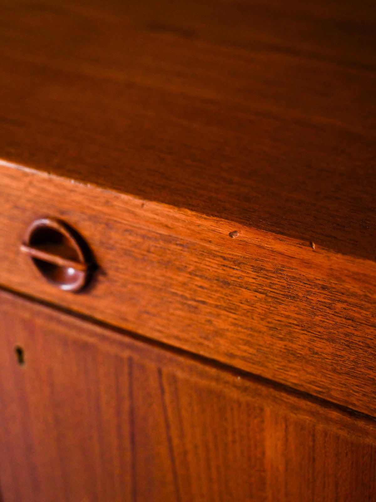 Sideboard scandinavo con ante a battente 9
