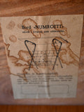 Comodino anni '60 con gambe in metallo 9