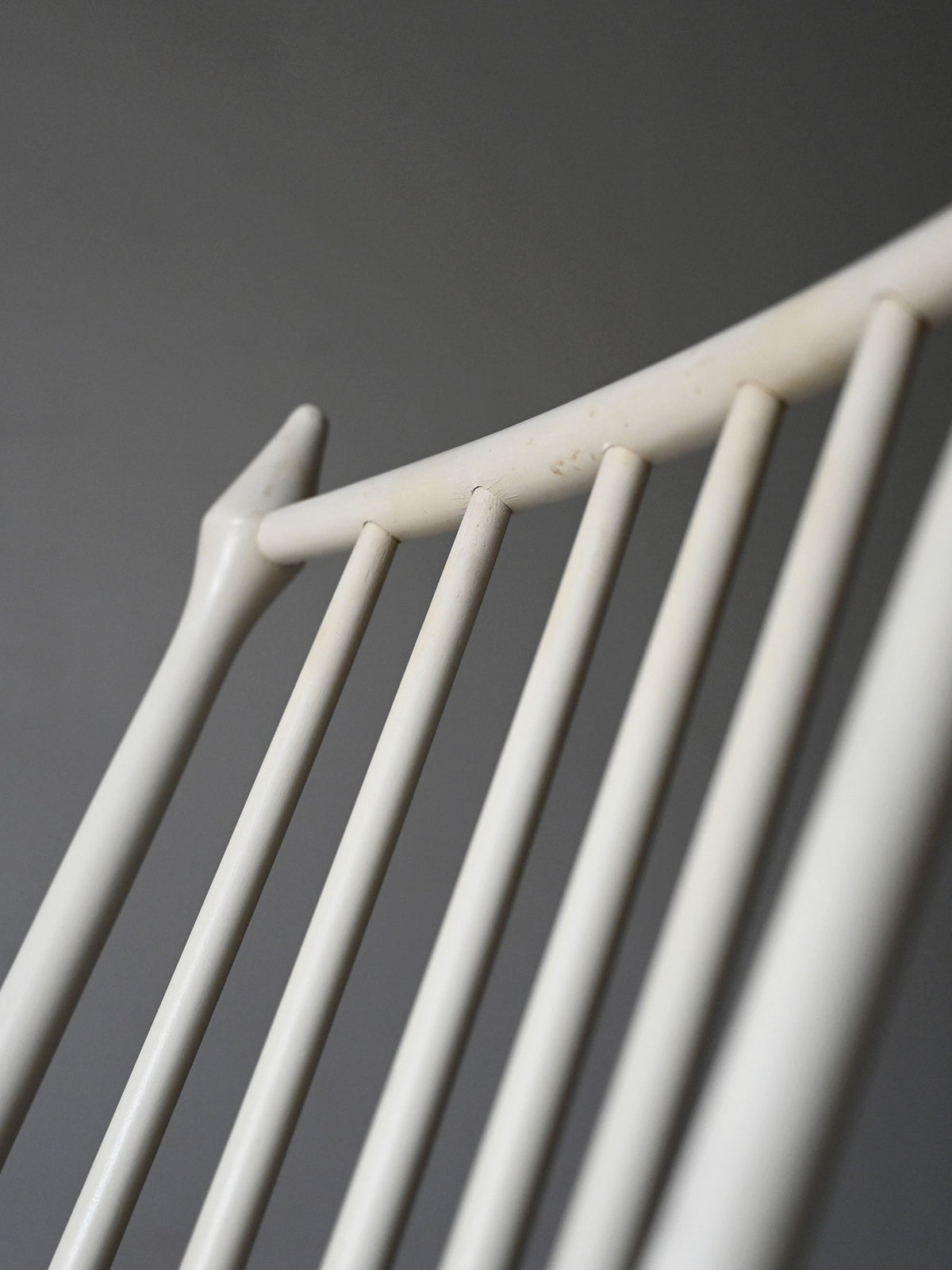 Sedia a dondolo scandinava Mid-Century 6