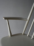 Sedia a dondolo scandinava Mid-Century 8
