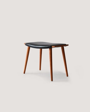 Sgabello vintage in legno e pelle