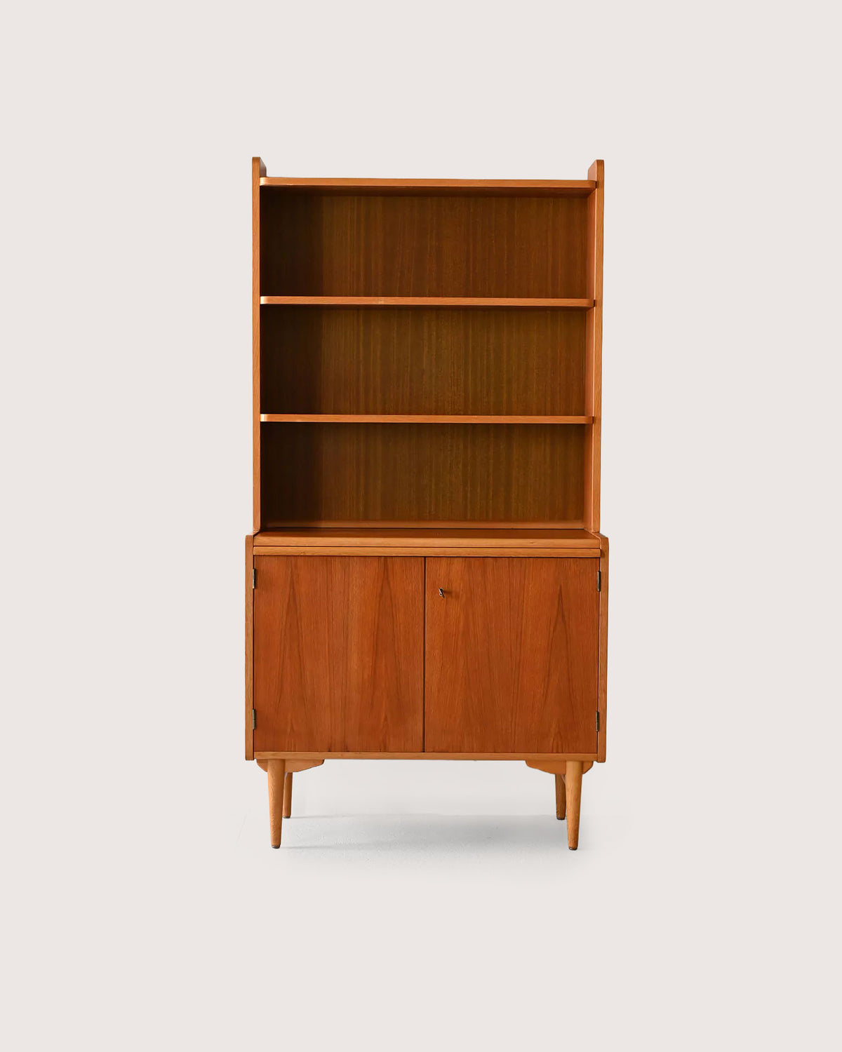 Libreria vintage con piano estraibile