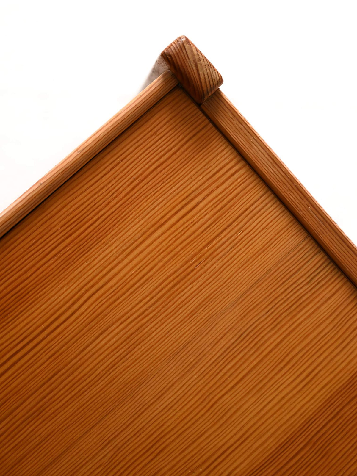 Tavolino scandinavo con doppio piano d’appoggio 4