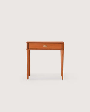 Comodino vintage con maniglia dorata
