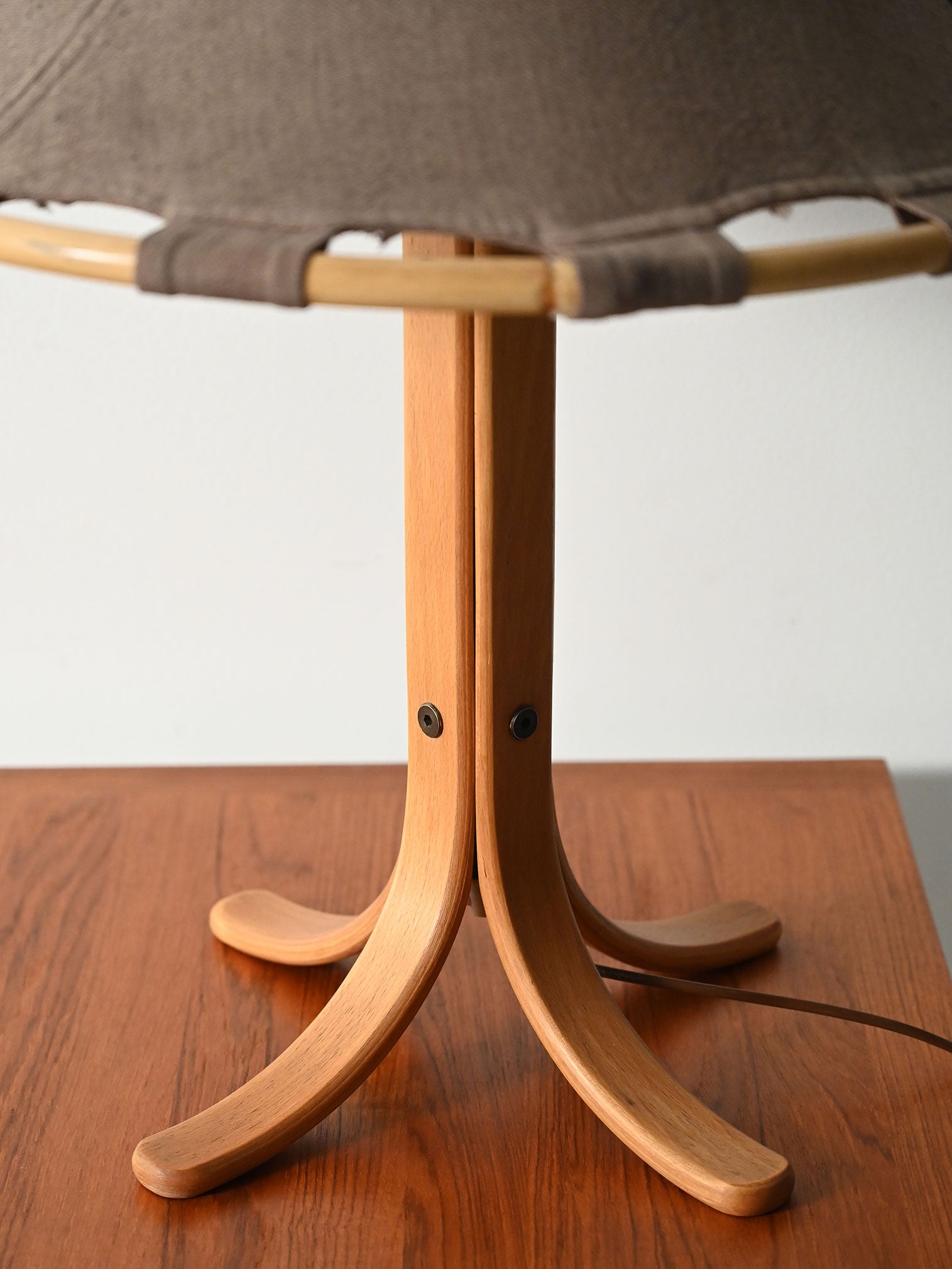 Lampada da tavolo “Anna” di Anna Ehrner 4