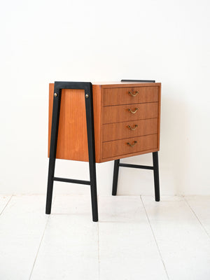 Comodino scandinavo anni ’50 in teak e ottone 2
