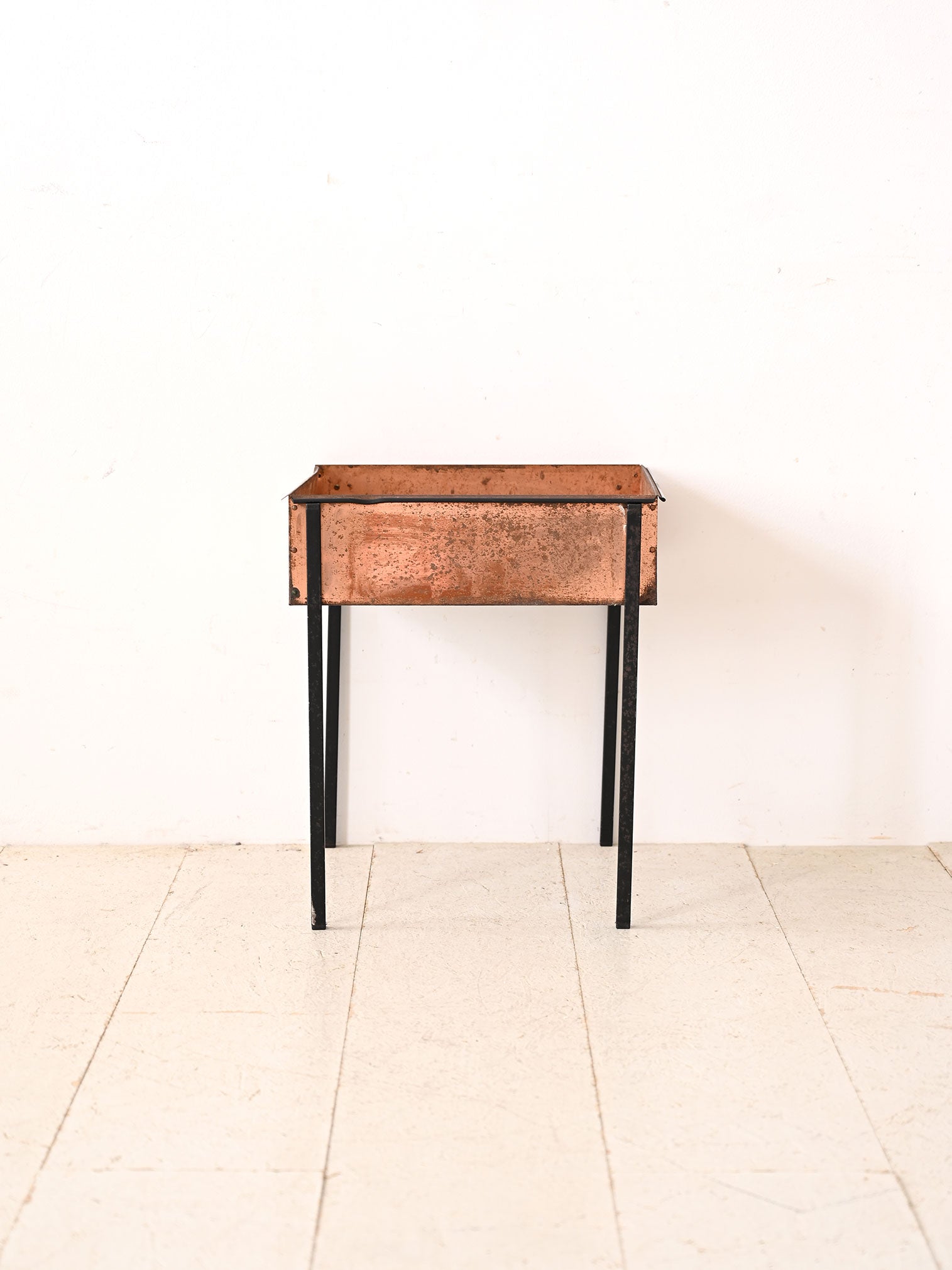 Fioriera vintage in metallo 1