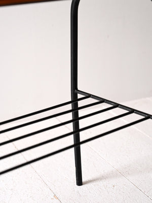 Coffee table scandinavo vintage con struttura in metallo 5