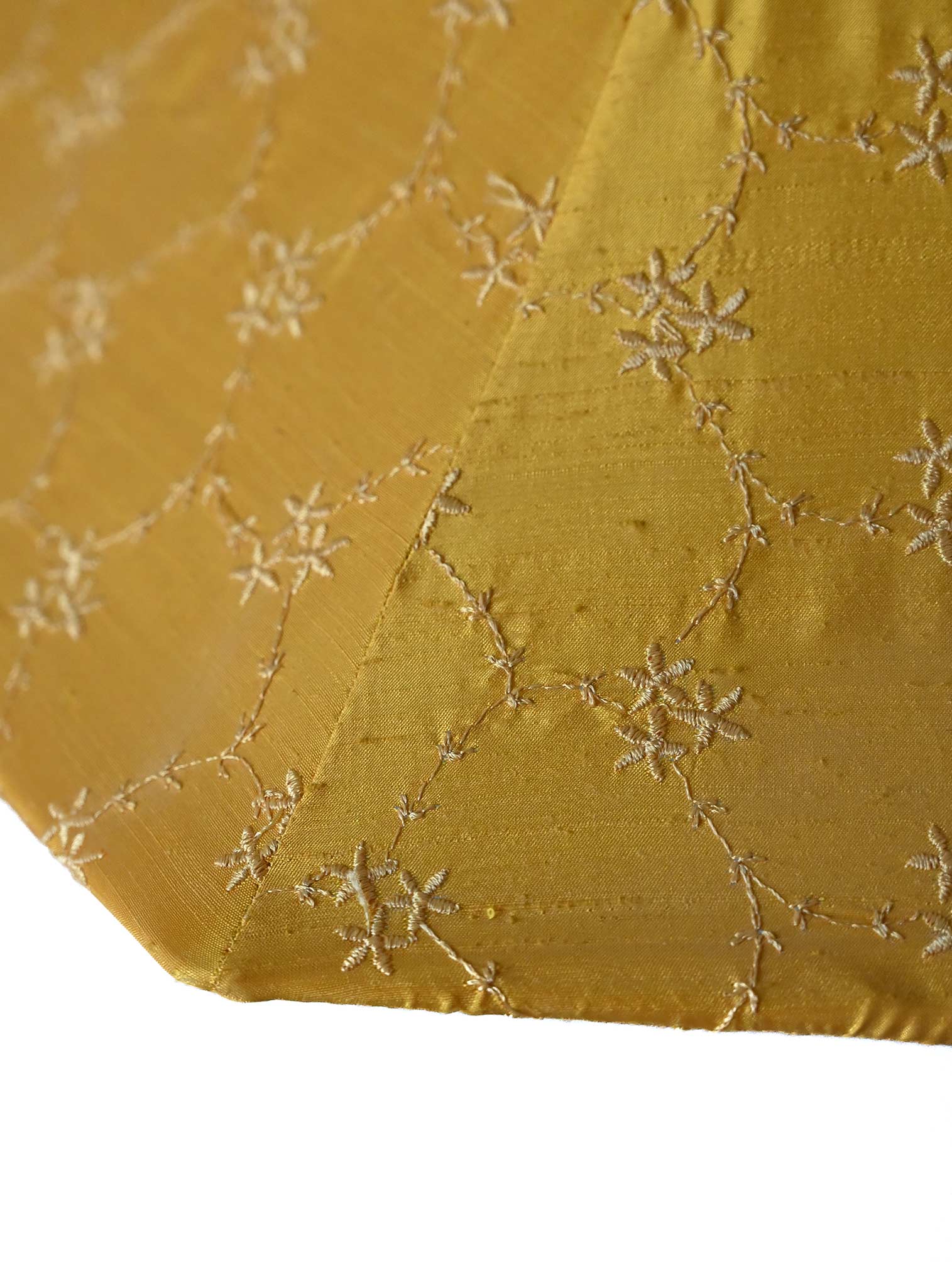 Lampada vintage con paralume giallo 3