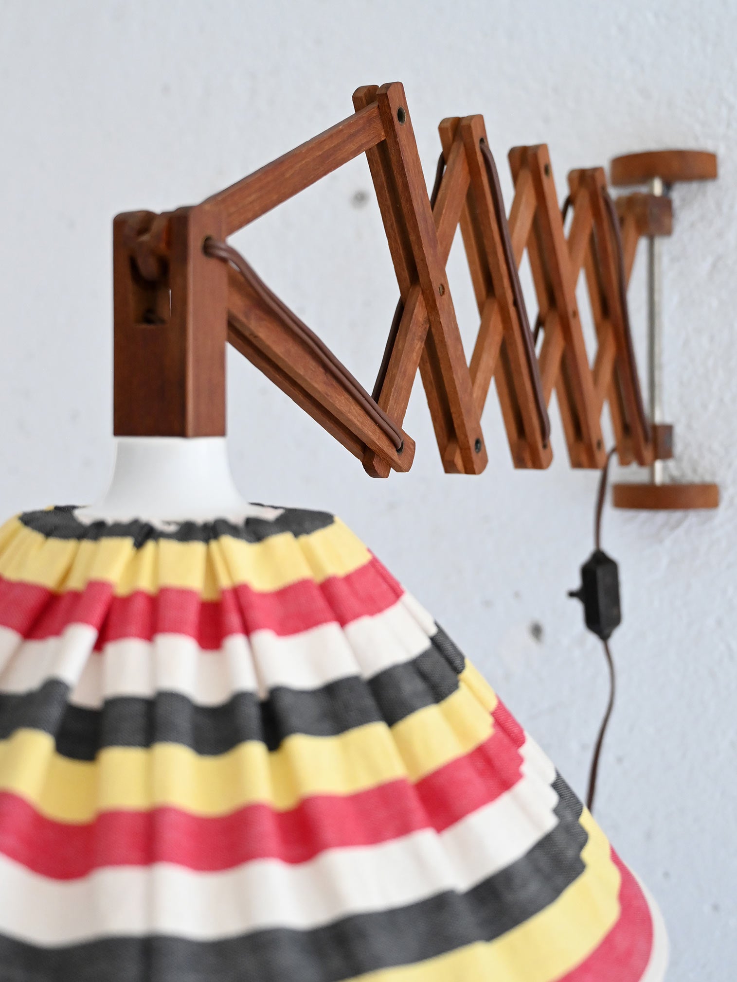 Lampada anni '40 con braccio estendibile 6