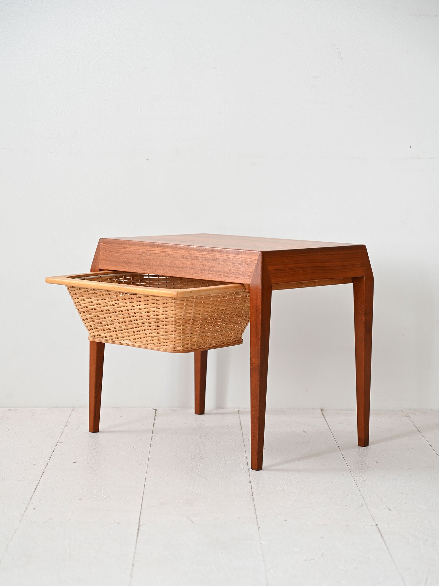 Tavolino vintage portalana di Severin Hansen 4