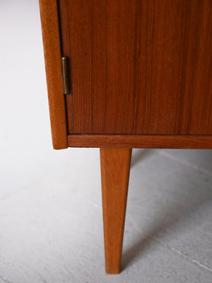 Mobile scandinavo con scaffalature 5