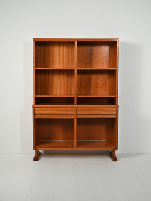 Libreria scandinava con sideboard e mensole a vista, anni 40/50 2