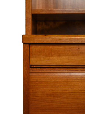 Libreria scandinava con sideboard e mensole a vista, anni 40/50 5